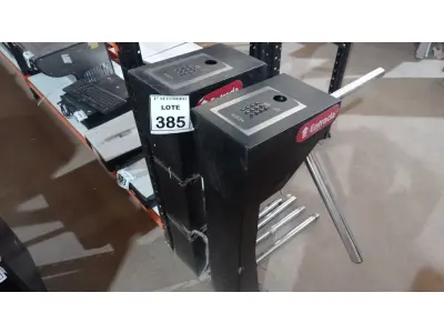 LOTE 385 - 02 CATRACAS DE ACESSO. (NO ESTADO) ATENÇÃO! FAZER A VISITAÇÃO ANTES DE ARREMATAR, NÃO SABEMOS SE FUNCIONA, LEILÃO NÃO TEM GARANTIA E NEM DEVOLUÇÃO, SUJEITO A POSSÍVEIS AVARIAS VISÍVEIS/OCULTAS E/OU AUSÊNCIA DE COMPONENTES.
