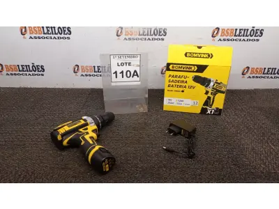 LOTE 110 - 01 PARAFUSADEIRA A BATERIA 12V 2BITS E CARREGADOR. (NO ESTADO) ATENÇÃO! FAZER A VISITAÇÃO ANTES DE ARREMATAR, NÃO SABEMOS SE FUNCIONA, LEILÃO NÃO TEM GARANTIA E NEM DEVOLUÇÃO, SUJEITO A POSSÍVEIS AVARIAS VISÍVEIS/OCULTAS E/OU AUSÊNCIA DE COMPONENTES.