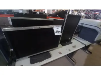 LOTE 494 - 04 MONITORES MARCA HP E 01 MONITOR MARCA LENOVO. (NO ESTADO) ATENÇÃO! FAZER A VISITAÇÃO ANTES DE ARREMATAR, NÃO SABEMOS SE FUNCIONA, LEILÃO NÃO TEM GARANTIA E NEM DEVOLUÇÃO, SUJEITO A POSSÍVEIS AVARIAS VISÍVEIS/OCULTAS E/OU AUSÊNCIA DE COMPONENTES.