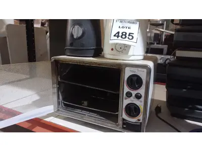 LOTE 485 - 01 FORNO ELÉTRICO, 01 BASE DE LIQUIDIFICADOR E 01 FRITADEIRA ELÉTRICA. (NO ESTADO) ATENÇÃO! FAZER A VISITAÇÃO ANTES DE ARREMATAR, NÃO SABEMOS SE FUNCIONA, LEILÃO NÃO TEM GARANTIA E NEM DEVOLUÇÃO, SUJEITO A POSSÍVEIS AVARIAS VISÍVEIS/OCULTAS E/OU AUSÊNCIA DE COMPONENTES.