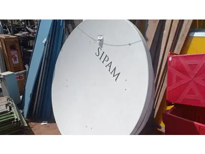 LOTE 488 - 02 ANTENAS PARABÓLICAS COM BASE. (NO ESTADO) ATENÇÃO! FAZER A VISITAÇÃO ANTES DE ARREMATAR, NÃO SABEMOS SE FUNCIONA, LEILÃO NÃO TEM GARANTIA E NEM DEVOLUÇÃO, SUJEITO A POSSÍVEIS AVARIAS VISÍVEIS/OCULTAS E/OU AUSÊNCIA DE COMPONENTES.