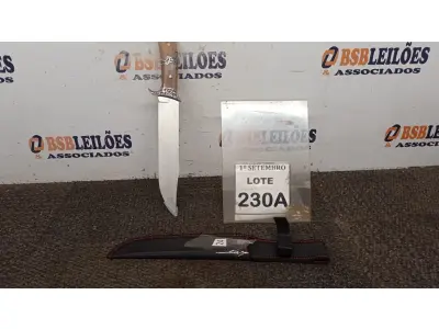 LOTE 230 - 01 FACA COM CABEÇA DE ONÇA AÇO INOX TAMANHO TOTAL 36CM. (NO ESTADO) ATENÇÃO! FAZER A VISITAÇÃO ANTES DE ARREMATAR, NÃO SABEMOS SE FUNCIONA, LEILÃO NÃO TEM GARANTIA E NEM DEVOLUÇÃO, SUJEITO A POSSÍVEIS AVARIAS VISÍVEIS/OCULTAS E/OU AUSÊNCIA DE COMPONENTES.