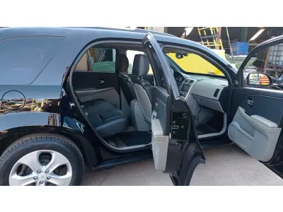LOTE 502 - 01 I/CHEVROLET EQUINOX LT, ANO 2005, COR PRETA, GASOLINA, AUTOMÁTICA (NO ESTADO).