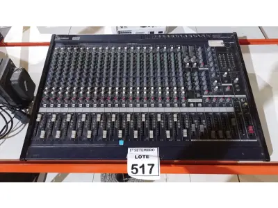 LOTE 517 - 01 MESA AMPLIFICADORA DE SOM COM FONTE. (NO ESTADO) ATENÇÃO! FAZER A VISITAÇÃO ANTES DE ARREMATAR, NÃO SABEMOS SE FUNCIONA. LEILÃO NÃO TEM GARANTIA E NEM DEVOLUÇÃO, SUJEITO A POSSÍVEIS AVARIAS VISÍVEIS/OCULTAS E/OU AUSÊNCIA DE COMPONENTES.