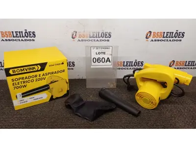 LOTE 060 - 01 SOPRADOR E ASPIRADOR ELÉTRICO 220V 700W 13600RPM. (NO ESTADO) ATENÇÃO! FAZER A VISITAÇÃO ANTES DE ARREMATAR, NÃO SABEMOS SE FUNCIONA, LEILÃO NÃO TEM GARANTIA E NEM DEVOLUÇÃO, SUJEITO A POSSÍVEIS AVARIAS VISÍVEIS/OCULTAS E/OU AUSÊNCIA DE COMPONENTES.