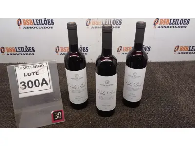 LOTE 300 - 03 GARRAFAS DE VINHO TINTO VALA REAL PORTUGUÊS SAFRA 2019 750ML. (NO ESTADO) ATENÇÃO! FAZER A VISITAÇÃO ANTES DE ARREMATAR, NÃO SABEMOS SE FUNCIONA, LEILÃO NÃO TEM GARANTIA E NEM DEVOLUÇÃO, SUJEITO A POSSÍVEIS AVARIAS VISÍVEIS/OCULTAS E/OU AUSÊNCIA DE COMPONENTES.