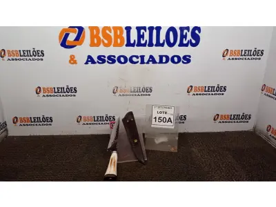 LOTE 150 - 01 FACA ARTESANAL  JUSTICEIRO AÇO CARBONO E CABO DE MADEIRA 39CM. (NO ESTADO) ATENÇÃO! FAZER A VISITAÇÃO ANTES DE ARREMATAR, NÃO SABEMOS SE FUNCIONA, LEILÃO NÃO TEM GARANTIA E NEM DEVOLUÇÃO, SUJEITO A POSSÍVEIS AVARIAS VISÍVEIS/OCULTAS E/OU AUSÊNCIA DE COMPONENTES.