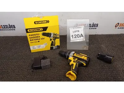 LOTE 120 - 01 PARAFUSADEIRA A BATERIA 12V 2BITS E CARREGADOR. (NO ESTADO) ATENÇÃO! FAZER A VISITAÇÃO ANTES DE ARREMATAR, NÃO SABEMOS SE FUNCIONA, LEILÃO NÃO TEM GARANTIA E NEM DEVOLUÇÃO, SUJEITO A POSSÍVEIS AVARIAS VISÍVEIS/OCULTAS E/OU AUSÊNCIA DE COMPONENTES.