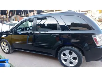 LOTE 502 - 01 I/CHEVROLET EQUINOX LT, ANO 2005, COR PRETA, GASOLINA, AUTOMÁTICA (NO ESTADO).