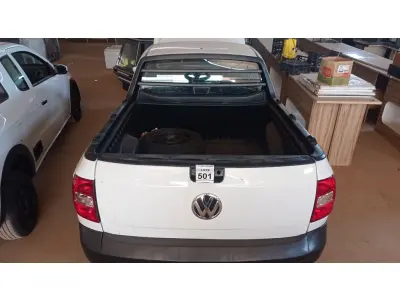 LOTE 501 - 01 VW SAVEIRO 1.6 CE FLEX, COR BRANCA ANO 2010. (NO ESTADO) ATENÇÃO! FAZER A VISITAÇÃO ANTES DE ARREMATAR, NÃO SABEMOS SE FUNCIONA, LEILÃO NÃO TEM GARANTIA E NEM DEVOLUÇÃO, SUJEITO A POSSÍVEIS AVARIAS VISÍVEIS/OCULTAS E/OU AUSÊNCIA DE COMPONENTES.