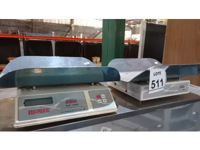 LOTE 511 - 02 BALANÇAS PEDIÁTRICA PESO MAX. 10/25KG. (NO ESTADO) ATENÇÃO! FAZER A VISITAÇÃO ANTES DE ARREMATAR, NÃO SABEMOS SE FUNCIONA, LEILÃO NÃO TEM GARANTIA E NEM DEVOLUÇÃO, SUJEITO A POSSÍVEIS AVARIAS VISÍVEIS/OCULTAS E/OU AUSÊNCIA DE COMPONENTES.