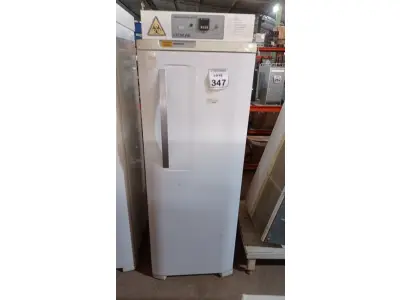LOTE 347 - 01 INCUBADORA DE LABORATÓRIO TIPO B.O.D. CIENLAB. (NO ESTADO) ATENÇÃO! FAZER A VISITAÇÃO ANTES DE ARREMATAR, NÃO SABEMOS SE FUNCIONA. LEILÃO NÃO TEM GARANTIA E NEM DEVOLUÇÃO, SUJEITO A POSSÍVEIS AVARIAS VISÍVEIS/OCULTAS E/OU AUSÊNCIA DE COMPONENTES.