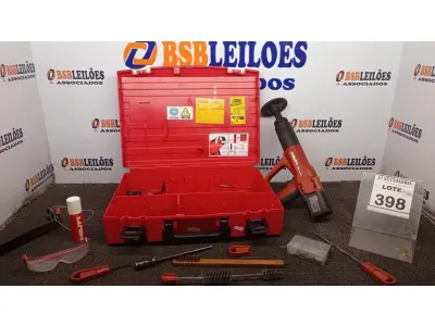 LOTE 398 - 01 FINCA PINO HLTI MODELO DX A41 COM ACESSÓRIOS E MALETA. (NO ESTADO) ATENÇÃO! FAZER A VISITAÇÃO ANTES DE ARREMATAR, NÃO SABEMOS SE FUNCIONA. LEILÃO NÃO TEM GARANTIA E NEM DEVOLUÇÃO, SUJEITO A POSSÍVEIS AVARIAS VISÍVEIS/OCULTAS E/OU AUSÊNCIA DE COMPONENTES.