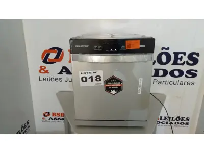 LOTE 018 - 01 LAVA LOUÇAS 8 SERVIÇOS BRASTEMP CINZA - BLF08BS • 220VOLTS (NO ESTADO, NÃO SABEMOS SE FUNCIONA. LEILÃO NÃO TEM GARANTIA E NEM DEVOLUÇÃO, SUJEITO A POSSÍVEIS AVARIAS VISÍVEIS/OCULTAS E/OU AUSÊNCIA DE COMPONENTES)