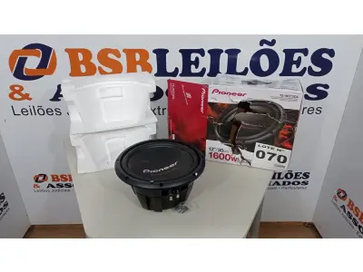 LOTE 070 - 01 SUBWOOFER PIONEER TS-W312D4 12" CHAMPION SERIES 1600W (NO ESTADO, NÃO SABEMOS SE FUNCIONA. LEILÃO NÃO TEM GARANTIA E NEM DEVOLUÇÃO, SUJEITO A POSSÍVEIS AVARIAS VISÍVEIS/OCULTAS E/OU AUSÊNCIA DE COMPONENTES)