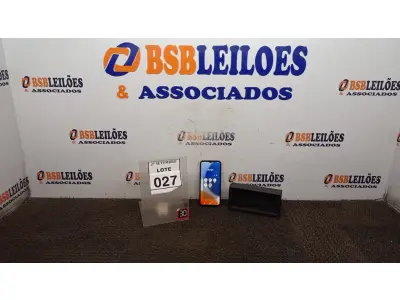 LOTE 027 - 01 SMARTPHONE MACA SAMSUNG. (NO ESTADO) ATENÇÃO! FAZER A VISITAÇÃO ANTES DE ARREMATAR, NÃO SABEMOS SE FUNCIONA, LEILÃO NÃO TEM GARANTIA E NEM DEVOLUÇÃO, SUJEITO A POSSÍVEIS AVARIAS VISÍVEIS/OCULTAS E/OU AUSÊNCIA DE COMPONENTES.
