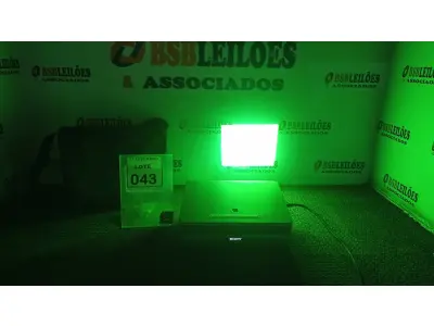 LOTE 043 - 01 PROJETOR MARCA SONY. (NO ESTADO) ATENÇÃO! FAZER A VISITAÇÃO ANTES DE ARREMATAR, NÃO SABEMOS SE FUNCIONA, LEILÃO NÃO TEM GARANTIA E NEM DEVOLUÇÃO, SUJEITO A POSSÍVEIS AVARIAS VISÍVEIS/OCULTAS E/OU AUSÊNCIA DE COMPONENTES.