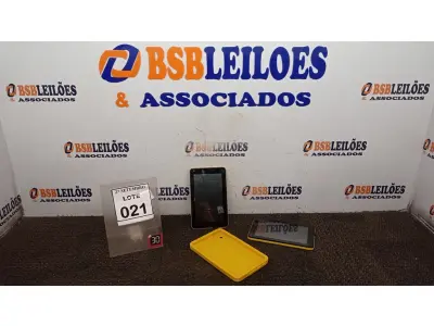 LOTE 021 - 02 TABLETS MARCA CCE. (NO ESTADO) ATENÇÃO! FAZER A VISITAÇÃO ANTES DE ARREMATAR, NÃO SABEMOS SE FUNCIONA, LEILÃO NÃO TEM GARANTIA E NEM DEVOLUÇÃO, SUJEITO A POSSÍVEIS AVARIAS VISÍVEIS/OCULTAS E/OU AUSÊNCIA DE COMPONENTES.