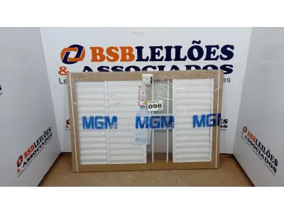 LOTE 098 - 01 JANELA DE ALUMÍNIO VENEZIANA 100X150CM 4 FOLHAS COM GRADE SEM VIDRO SOFT PLUS MGM BRANCO (NO ESTADO, NÃO SABEMOS SE FUNCIONA. LEILÃO NÃO TEM GARANTIA E NEM DEVOLUÇÃO, SUJEITO A POSSÍVEIS AVARIAS VISÍVEIS/OCULTAS E/OU AUSÊNCIA DE COMPONENTES)