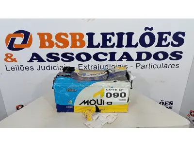 LOTE 090 - 01 BATERIA MOURA 12VOLTS - 220AH - M220PD (NO ESTADO, NÃO SABEMOS SE FUNCIONA. LEILÃO NÃO TEM GARANTIA E NEM DEVOLUÇÃO, SUJEITO A POSSÍVEIS AVARIAS VISÍVEIS/OCULTAS E/OU AUSÊNCIA DE COMPONENTES)