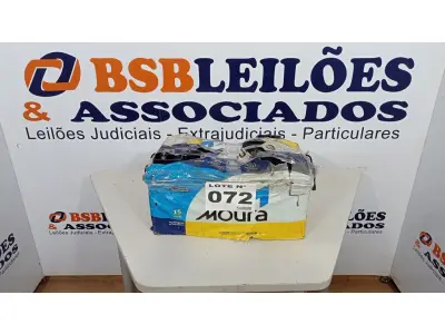 LOTE 072 - 01 BATERIA MOURA 12VOLTS - 220AH - M220PD (NO ESTADO, NÃO SABEMOS SE FUNCIONA. LEILÃO NÃO TEM GARANTIA E NEM DEVOLUÇÃO, SUJEITO A POSSÍVEIS AVARIAS VISÍVEIS/OCULTAS E/OU AUSÊNCIA DE COMPONENTES)