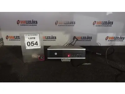 LOTE 054 - 01 MINI PC MARCA HP. (NO ESTADO) ATENÇÃO! FAZER A VISITAÇÃO ANTES DE ARREMATAR, NÃO SABEMOS SE FUNCIONA, LEILÃO NÃO TEM GARANTIA E NEM DEVOLUÇÃO, SUJEITO A POSSÍVEIS AVARIAS VISÍVEIS/OCULTAS E/OU AUSÊNCIA DE COMPONENTES.