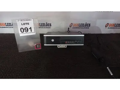 LOTE 091 - 01 MINI PC MARCA HP. (NO ESTADO) ATENÇÃO! FAZER A VISITAÇÃO ANTES DE ARREMATAR, NÃO SABEMOS SE FUNCIONA, LEILÃO NÃO TEM GARANTIA E NEM DEVOLUÇÃO, SUJEITO A POSSÍVEIS AVARIAS VISÍVEIS/OCULTAS E/OU AUSÊNCIA DE COMPONENTES.