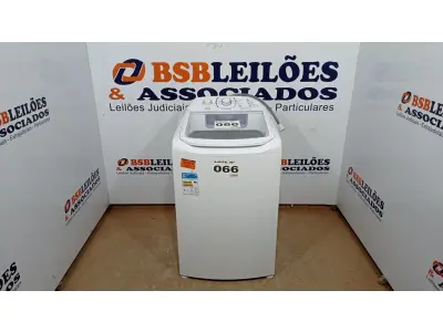 LOTE 066 - 01 LAVADORA ROUPAS ELECTROLUX 12 KG BRANCA LAVAGEM LAC12 - 220VOLTS (NO ESTADO, NÃO SABEMOS SE FUNCIONA. LEILÃO NÃO TEM GARANTIA E NEM DEVOLUÇÃO, SUJEITO A POSSÍVEIS AVARIAS VISÍVEIS/OCULTAS E/OU AUSÊNCIA DE COMPONENTES) (NO ESTADO, NÃO SABEMOS SE FUNCIONA. LEILÃO NÃO TEM GARANTIA E NEM DEVOLUÇÃO, SUJEITO A POSSÍVEIS AVARIAS VISÍVEIS/OCULTAS E/OU AUSÊNCIA DE COMPONENTES)