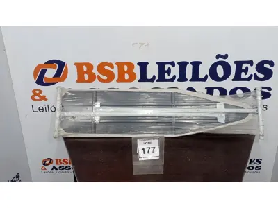 LOTE 177 - 01 TÁBUA DE PASSAT. (NO ESTADO EM QUE SE ENCONTRA. SUJEITO A AVARIAS OCULTAS/VISÍVEIS.)