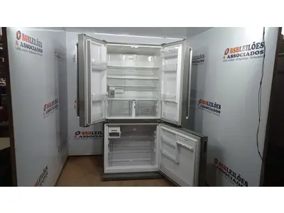 LOTE 001 - 01 GELADEIRA BRASTEMP FROST FREE PLATINUM MULTI PORTAS 540L BRO80 - 220VOLTS (NO ESTADO, NÃO SABEMOS SE FUNCIONA. LEILÃO NÃO TEM GARANTIA E NEM DEVOLUÇÃO, SUJEITO A POSSÍVEIS AVARIAS VISÍVEIS/OCULTAS E/OU AUSÊNCIA DE COMPONENTES)