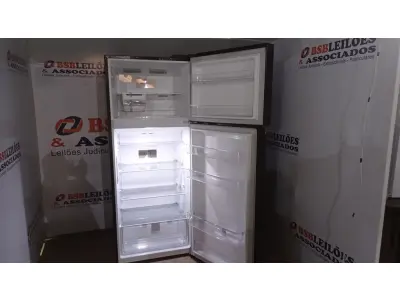 LOTE 050 - 01 GELADEIRA LG FROST FREE PRETA GN-B392PXGB  INVERTER  395 LITROS - 220VOLTS (NO ESTADO, NÃO SABEMOS SE FUNCIONA. LEILÃO NÃO TEM GARANTIA E NEM DEVOLUÇÃO, SUJEITO A POSSÍVEIS AVARIAS VISÍVEIS/OCULTAS E/OU AUSÊNCIA DE COMPONENTES)