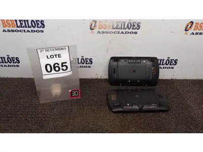LOTE 065 - 01 TABLET MARCA MOTOROLA. (NO ESTADO) ATENÇÃO! FAZER A VISITAÇÃO ANTES DE ARREMATAR, NÃO SABEMOS SE FUNCIONA, LEILÃO NÃO TEM GARANTIA E NEM DEVOLUÇÃO, SUJEITO A POSSÍVEIS AVARIAS VISÍVEIS/OCULTAS E/OU AUSÊNCIA DE COMPONENTES.