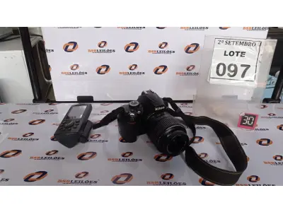 LOTE 097 - 01 MÁQUINA FOTOGRÁFICA DIGITAL MARCA NIKON MARCA D3000 E 01 APARELHO DE GPS GARMIN. (NO ESTADO) ATENÇÃO! FAZER A VISITAÇÃO ANTES DE ARREMATAR, NÃO SABEMOS SE FUNCIONA, LEILÃO NÃO TEM GARANTIA E NEM DEVOLUÇÃO, SUJEITO A POSSÍVEIS AVARIAS VISÍVEIS/OCULTAS E/OU AUSÊNCIA DE COMPONENTES.