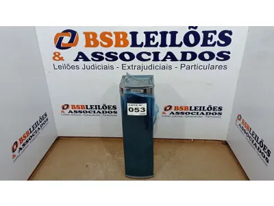 LOTE 053 - 01 BEBEDOURO REFRIGERADO DE PRESSÃO KROMANOX PRESS STAR LIBELL 110VOLTS (NO ESTADO, NÃO SABEMOS SE FUNCIONA. LEILÃO NÃO TEM GARANTIA E NEM DEVOLUÇÃO, SUJEITO A POSSÍVEIS AVARIAS VISÍVEIS/OCULTAS E/OU AUSÊNCIA DE COMPONENTES)
