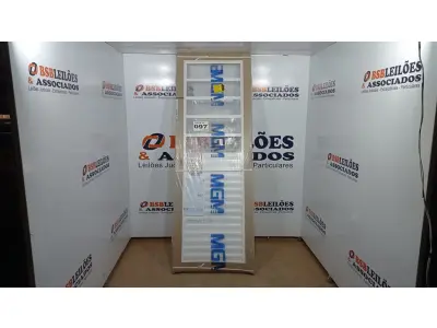 LOTE 097 - 01 PORTA DE AÇO LAMINADA MISTA HORIZONTAL 215X75CM MINAS SUL MGM BRANCO (NO ESTADO, NÃO SABEMOS SE FUNCIONA. LEILÃO NÃO TEM GARANTIA E NEM DEVOLUÇÃO, SUJEITO A POSSÍVEIS AVARIAS VISÍVEIS/OCULTAS E/OU AUSÊNCIA DE COMPONENTES)