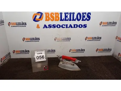 LOTE 056 - 01 FERRO DE PASSAR A VAPOR MARCA CONTINENTAL. (NO ESTADO) ATENÇÃO! FAZER A VISITAÇÃO ANTES DE ARREMATAR, NÃO SABEMOS SE FUNCIONA, LEILÃO NÃO TEM GARANTIA E NEM DEVOLUÇÃO, SUJEITO A POSSÍVEIS AVARIAS VISÍVEIS/OCULTAS E/OU AUSÊNCIA DE COMPONENTES.