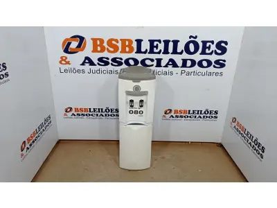 LOTE 080 - 01 BEBEDOURO DE ÁGUA ESMALTEC DE COLUNA - REFRIGERADO POR COMPRESSOR 220VOLTS (NO ESTADO, NÃO SABEMOS SE FUNCIONA. LEILÃO NÃO TEM GARANTIA E NEM DEVOLUÇÃO, SUJEITO A POSSÍVEIS AVARIAS VISÍVEIS/OCULTAS E/OU AUSÊNCIA DE COMPONENTES)
