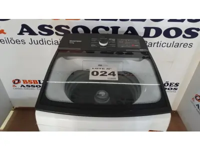 LOTE 024 - 01 LAVADORA DE ROUPAS BRASTEMP 15 KG BRANCA - BWF15AB 220VOLTS (NO ESTADO, NÃO SABEMOS SE FUNCIONA. LEILÃO NÃO TEM GARANTIA E NEM DEVOLUÇÃO, SUJEITO A POSSÍVEIS AVARIAS VISÍVEIS/OCULTAS E/OU AUSÊNCIA DE COMPONENTES)