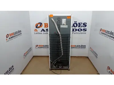LOTE 017 - 01  GELADEIRA ESMALTEC 245L CYCLE DEFROST INVERTER ROC31 PRO - 220VOLTS (NO ESTADO, NÃO SABEMOS SE FUNCIONA. LEILÃO NÃO TEM GARANTIA E NEM DEVOLUÇÃO, SUJEITO A POSSÍVEIS AVARIAS VISÍVEIS/OCULTAS E/OU AUSÊNCIA DE COMPONENTES)