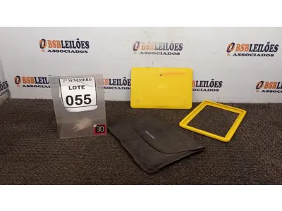 LOTE 055 - 01 TABLET MARCA POSITIVO. (NO ESTADO) ATENÇÃO! FAZER A VISITAÇÃO ANTES DE ARREMATAR, NÃO SABEMOS SE FUNCIONA, LEILÃO NÃO TEM GARANTIA E NEM DEVOLUÇÃO, SUJEITO A POSSÍVEIS AVARIAS VISÍVEIS/OCULTAS E/OU AUSÊNCIA DE COMPONENTES.