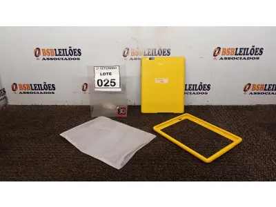 LOTE 025 - 01 TABLET MARCA POSITIVO. (NO ESTADO) ATENÇÃO! FAZER A VISITAÇÃO ANTES DE ARREMATAR, NÃO SABEMOS SE FUNCIONA, LEILÃO NÃO TEM GARANTIA E NEM DEVOLUÇÃO, SUJEITO A POSSÍVEIS AVARIAS VISÍVEIS/OCULTAS E/OU AUSÊNCIA DE COMPONENTES.