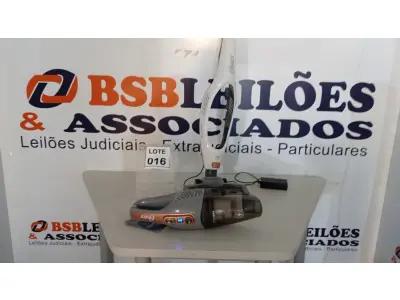 LOTE 016 - 01   ASPIRADOR DE PÓ VERTICAL OSTER SEM FIO WHITE DUO CLEAN 2 EM 1, BATERIA, BRANCO, OASP645 (NO ESTADO, NÃO SABEMOS SE FUNCIONA. LEILÃO NÃO TEM GARANTIA E NEM DEVOLUÇÃO, SUJEITO A POSSÍVEIS AVARIAS VISÍVEIS/OCULTAS E/OU AUSÊNCIA DE COMPONENTES)