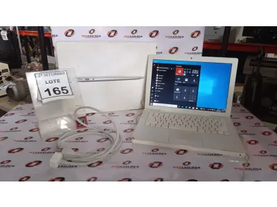 LOTE 165 - 01 MACBOOK AIR COM CARREGADOR. (NO ESTADO) ATENÇÃO! FAZER A VISITAÇÃO ANTES DE ARREMATAR, NÃO SABEMOS SE FUNCIONA, LEILÃO NÃO TEM GARANTIA E NEM DEVOLUÇÃO, SUJEITO A POSSÍVEIS AVARIAS VISÍVEIS/OCULTAS E/OU AUSÊNCIA DE COMPONENTES.