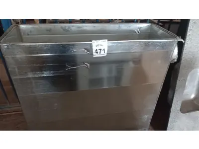 LOTE 471 - LOTE EXTRA. (NO ESTADO) ATENÇÃO! FAZER A VISITAÇÃO ANTES DE ARREMATAR, NÃO SABEMOS SE FUNCIONA, LEILÃO NÃO TEM GARANTIA E NEM DEVOLUÇÃO, SUJEITO A POSSÍVEIS AVARIAS VISÍVEIS/OCULTAS E/OU AUSÊNCIA DE COMPONENTES.