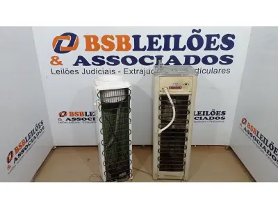 LOTE 111 - 02 BEBEDOUROS SENDO 01 PARA GARRAFÃO. (NO ESTADO) ATENÇÃO! FAZER A VISITAÇÃO ANTES DE ARREMATAR, NÃO SABEMOS SE FUNCIONA, LEILÃO NÃO TEM GARANTIA E NEM DEVOLUÇÃO, SUJEITO A POSSÍVEIS AVARIAS VISÍVEIS/OCULTAS E/OU AUSÊNCIA DE COMPONENTES.