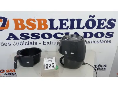LOTE 025 - 01 AIR FRYER MARCA ELECTROLUX. (NO ESTADO) ATENÇÃO! FAZER A VISITAÇÃO ANTES DE ARREMATAR, NÃO SABEMOS SE FUNCIONA, LEILÃO NÃO TEM GARANTIA E NEM DEVOLUÇÃO, SUJEITO A POSSÍVEIS AVARIAS VISÍVEIS/OCULTAS E/OU AUSÊNCIA DE COMPONENTES