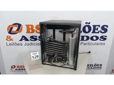LOTE 129 - 01 ADEGA. (NO ESTADO) ATENÇÃO! FAZER A VISITAÇÃO ANTES DE ARREMATAR, NÃO SABEMOS SE FUNCIONA, LEILÃO NÃO TEM GARANTIA E NEM DEVOLUÇÃO, SUJEITO A POSSÍVEIS AVARIAS VISÍVEIS/OCULTAS E/OU AUSÊNCIA DE COMPONENTES.