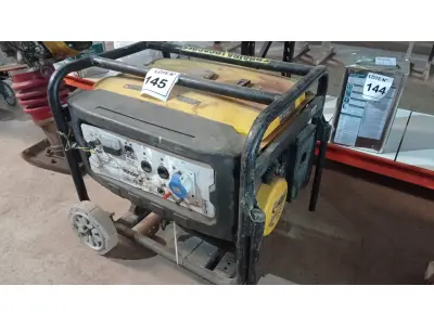 LOTE 145 - 01 GERADOR DE ENERGIA CSM MONOFÁSICO 9 KVA GASOLINA MARCA VONDER. (NO ESTADO, NÃO SABEMOS SE FUNCIONA. LEILÃO NÃO TEM GARANTIA E NEM DEVOLUÇÃO, SUJEITO A POSSÍVEIS AVARIAS VISÍVEIS/OCULTAS E/OU AUSÊNCIA DE COMPONENTES)