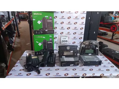 LOTE 008 - 04 APARELHOS DE SOM AUTOMOTIVO E 03 TELEFONES IP MARCA INTELBRAS. (NO ESTADO) ATENÇÃO! FAZER A VISITAÇÃO ANTES DE ARREMATAR, NÃO SABEMOS SE FUNCIONA, LEILÃO NÃO TEM GARANTIA E NEM DEVOLUÇÃO, SUJEITO A POSSÍVEIS AVARIAS VISÍVEIS/OCULTAS E/OU AUSÊNCIA DE COMPONENTES.