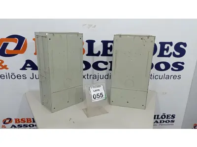 LOTE 055 - 02 RELÓGIOS COM DISJUNTORES PARA ENERGIA SOLAR. (NO ESTADO) ATENÇÃO! FAZER A VISITAÇÃO ANTES DE ARREMATAR, NÃO SABEMOS SE FUNCIONA, LEILÃO NÃO TEM GARANTIA E NEM DEVOLUÇÃO, SUJEITO A POSSÍVEIS AVARIAS VISÍVEIS/OCULTAS E/OU AUSÊNCIA DE COMPONENTES.